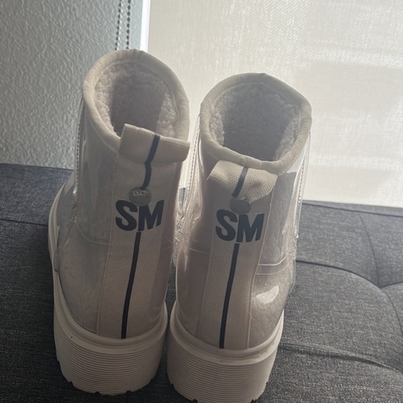 Steve Madden Off-White Darth Boucle Boots sz 40 - Picture 5 of 7